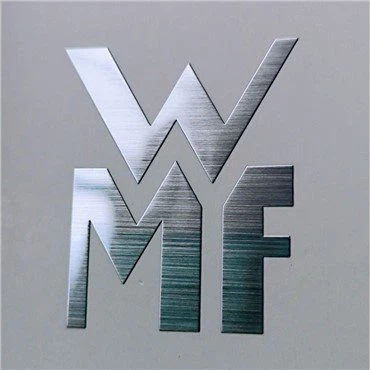 Elektroformad nickellogotypklistermärke